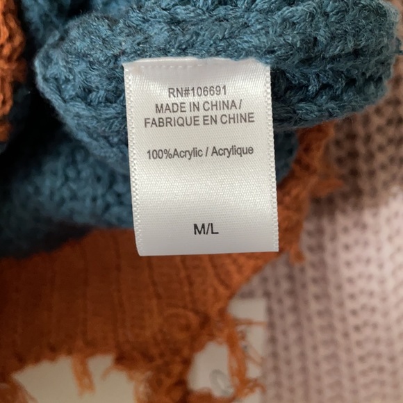 NWT On The Road Distressed Sweater M/L - Picture 5 of 5